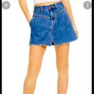 Free people woman’s Jean skirt NWT size 28